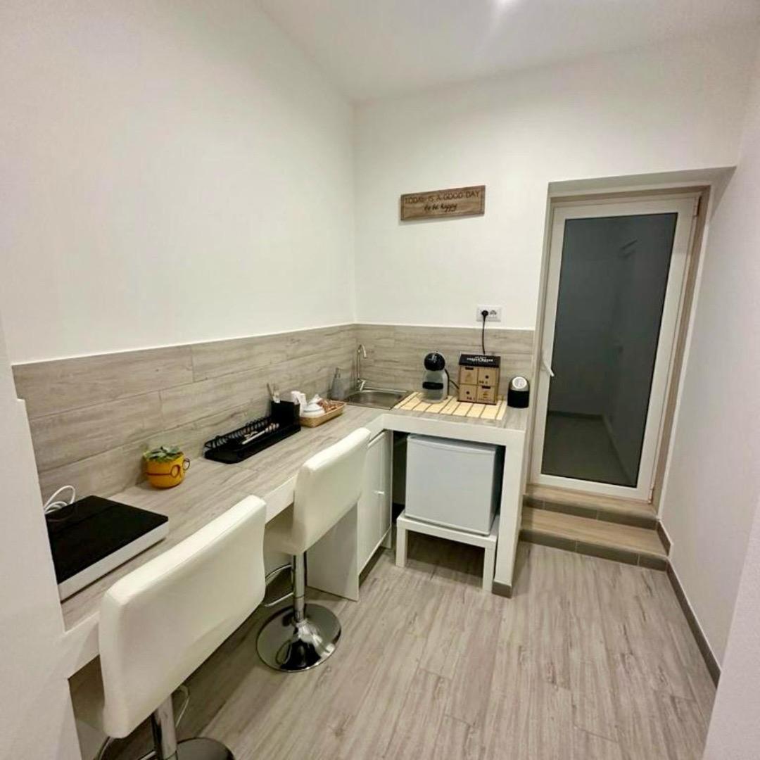 Bari Valona Rooms Exterior foto