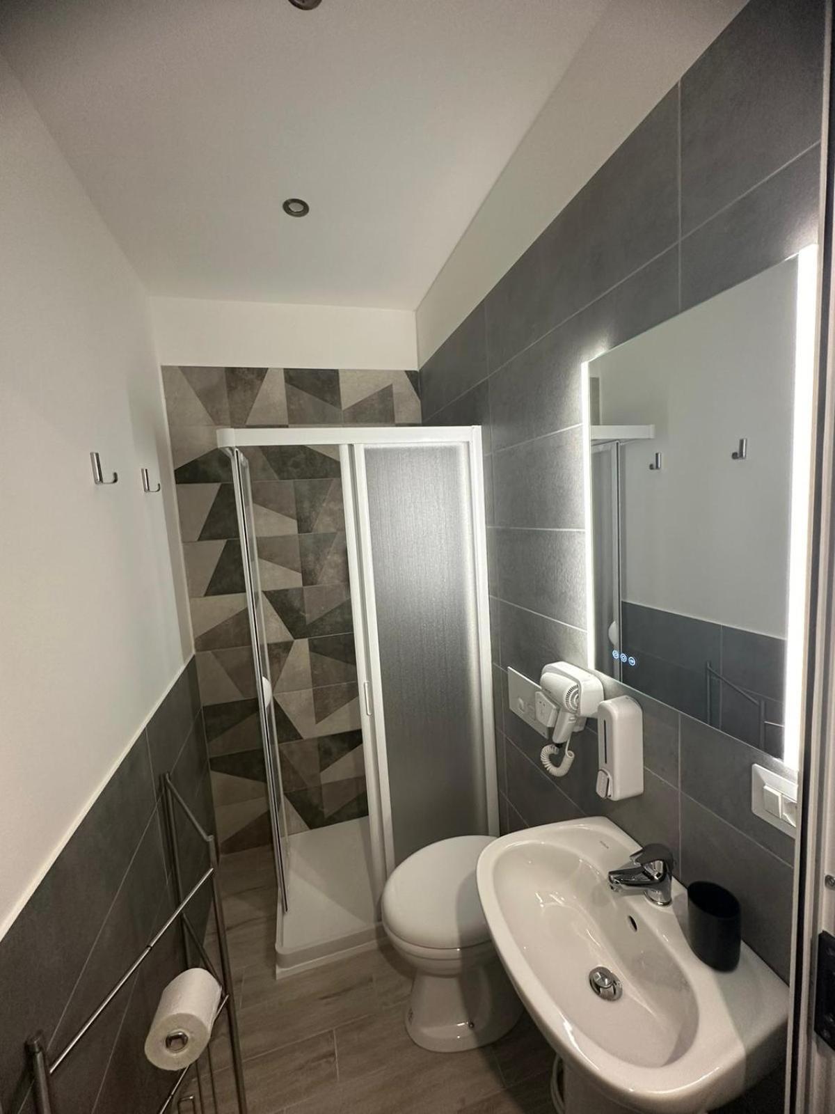 Bari Valona Rooms Exterior foto